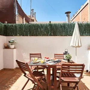 https://bbarcelona-apartments-sagrada-familia-terrace-flats.topbarcelonahotels.com