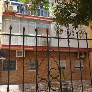 https://dona-lola-house.es-andalucia.com